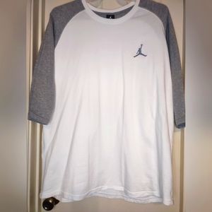 Jordan raglan